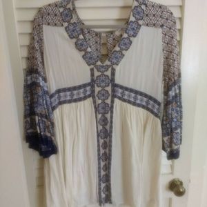 Umgee Cream Colored Tunic Medium